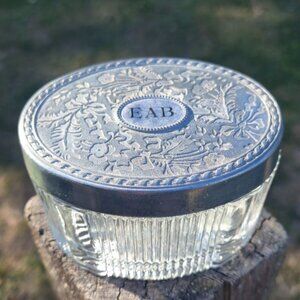 Vintage Avon vanity jar Deco style ribbed glass silvertone repousse floral lid